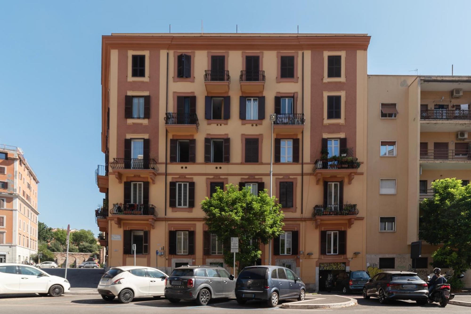 Mm San Giovanni Apartment Roma Exterior foto